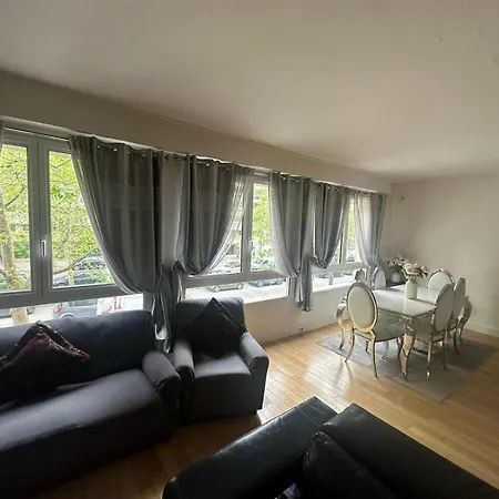 Apartment Apparemment Paris